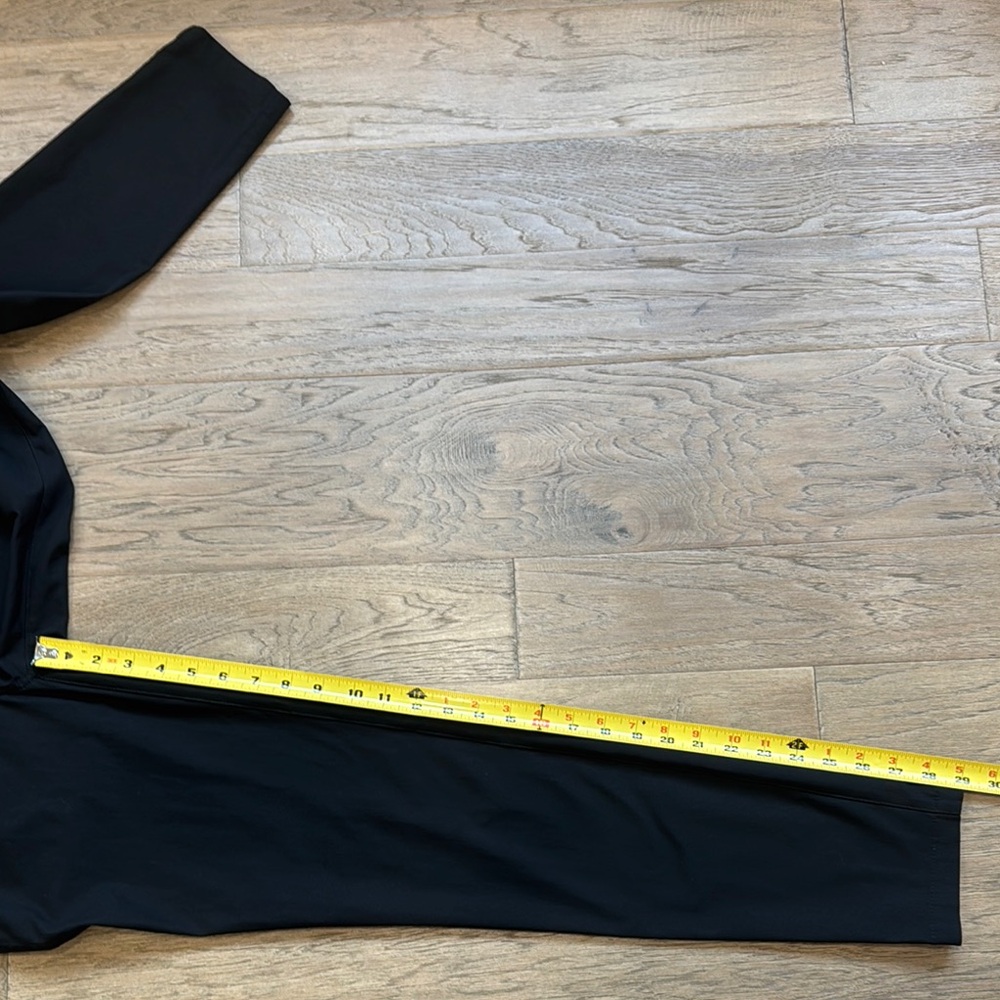 Lululemon City Sleek Pant Size 2 - Picture 3 of 6